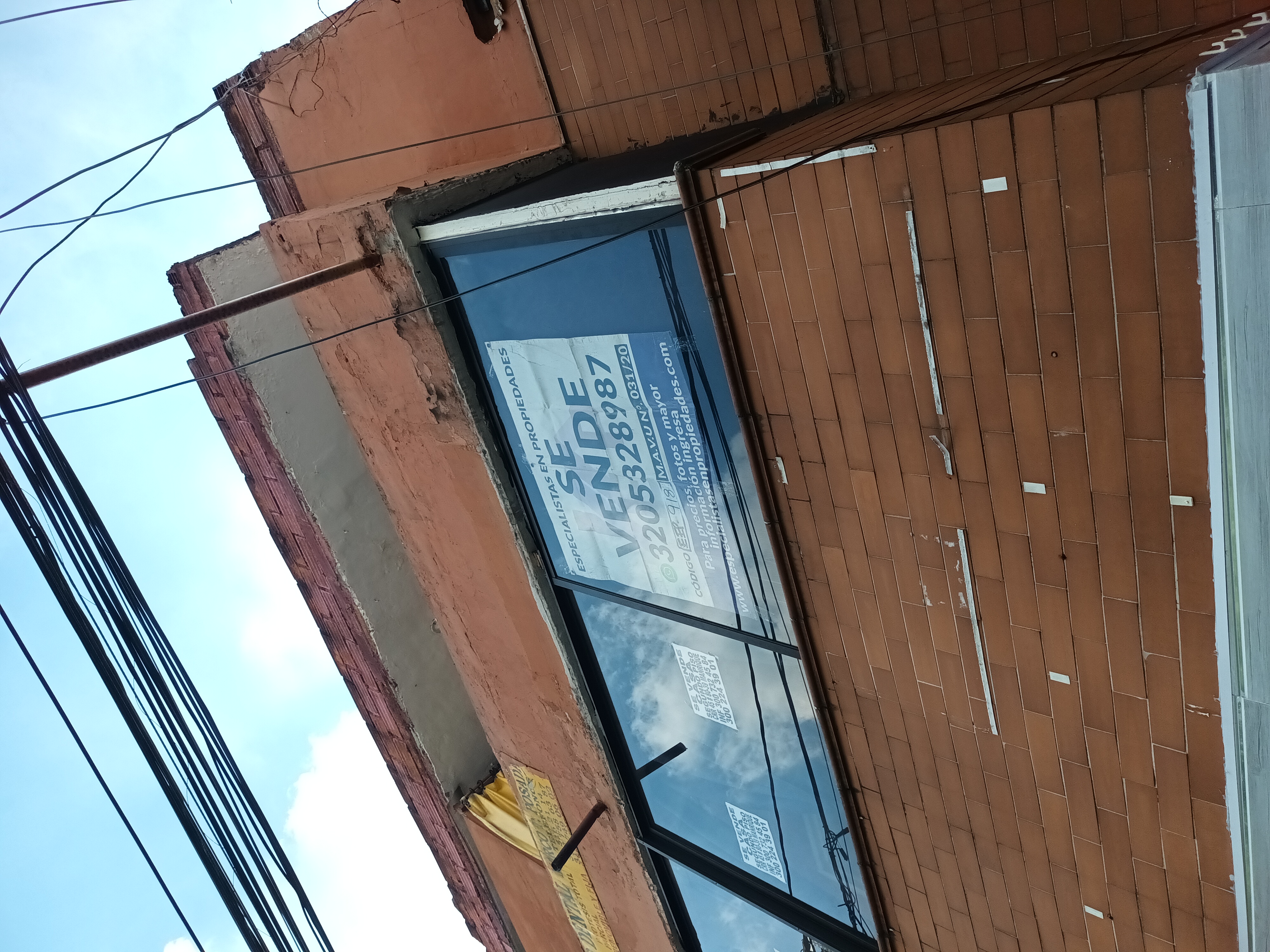 Casa con Apartaestudio en Venta