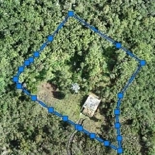 VENTA LOTE DE 250 m² CON CONSTRUCCIÓN EN OBRA NEGRA – (EEP-492) – MEDELLÍN