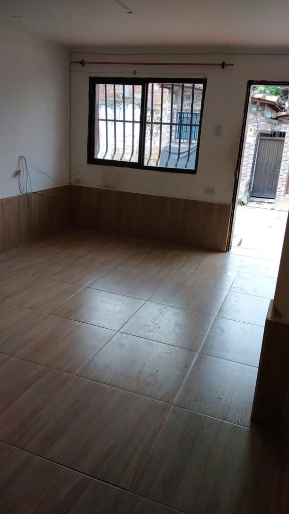 Casa primer piso en Bolombolo