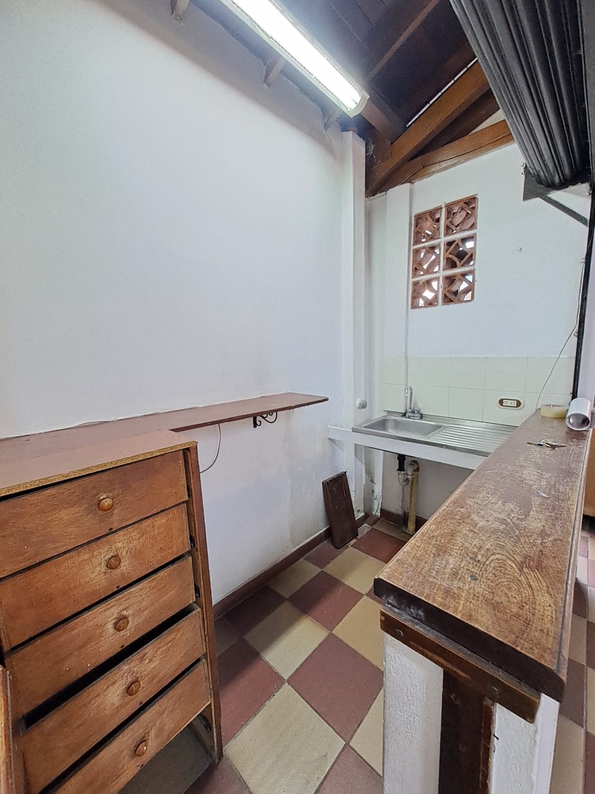 Local comercial segundo piso en Envigado